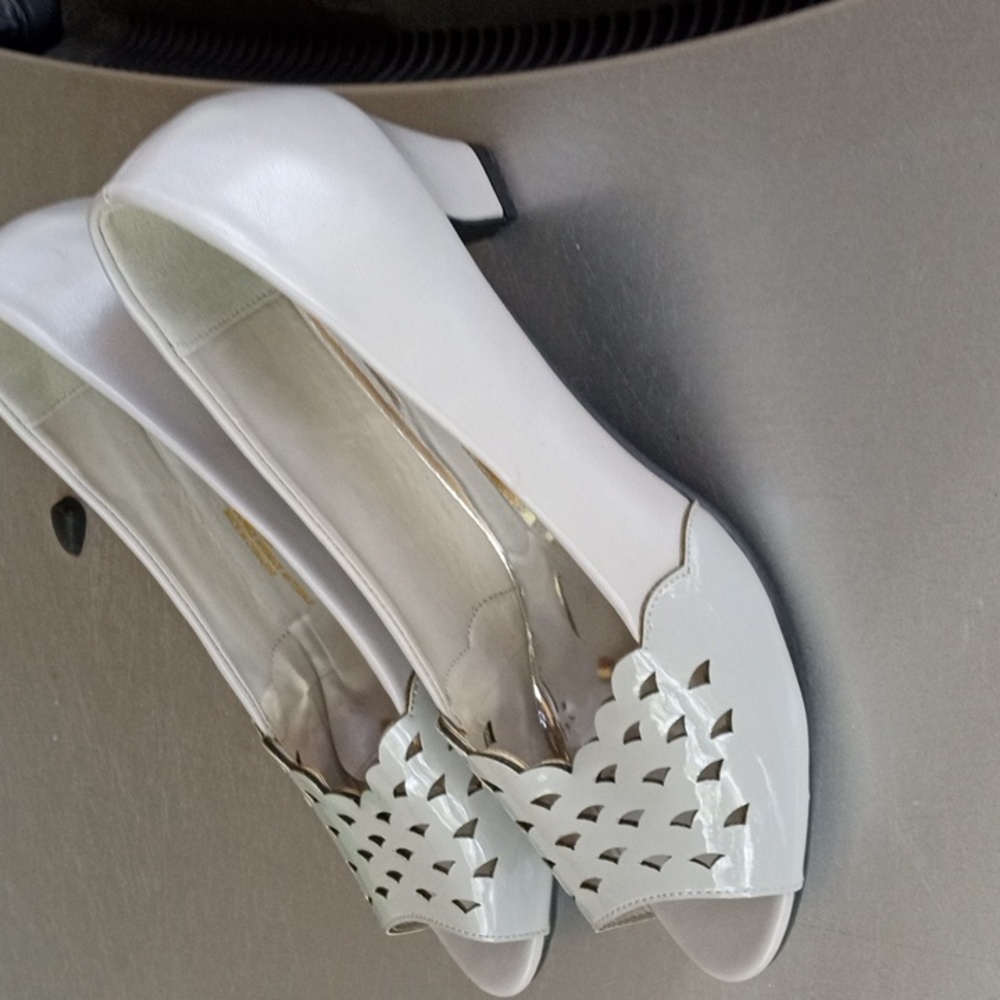 NWOTAngel Steps Heels